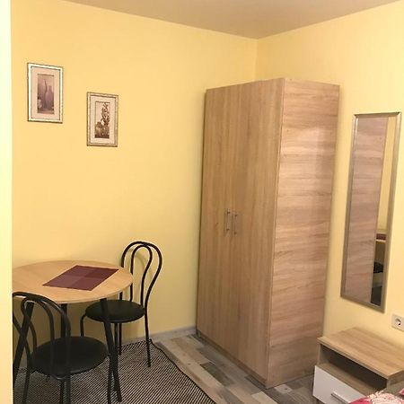 Киев Сдам Посуточно Ул Доброхотова 28 Daily Rent Kyiv St Dobrokhotova 28 Apartment ภายนอก รูปภาพ